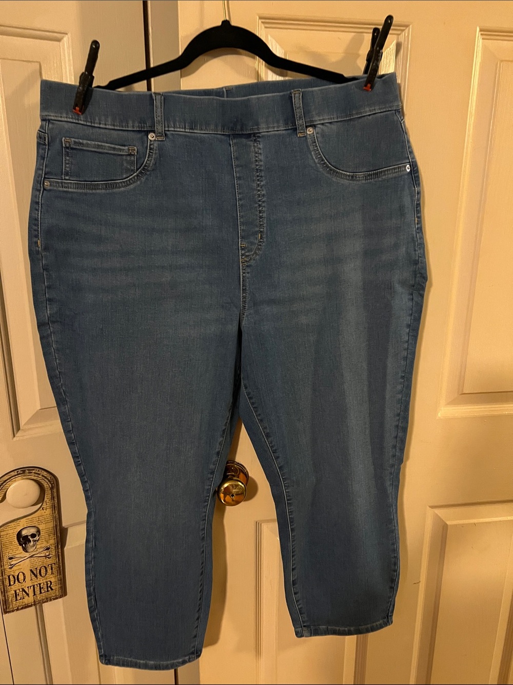 Time and Tru Midwash Ankle Crop Jeans - Blue